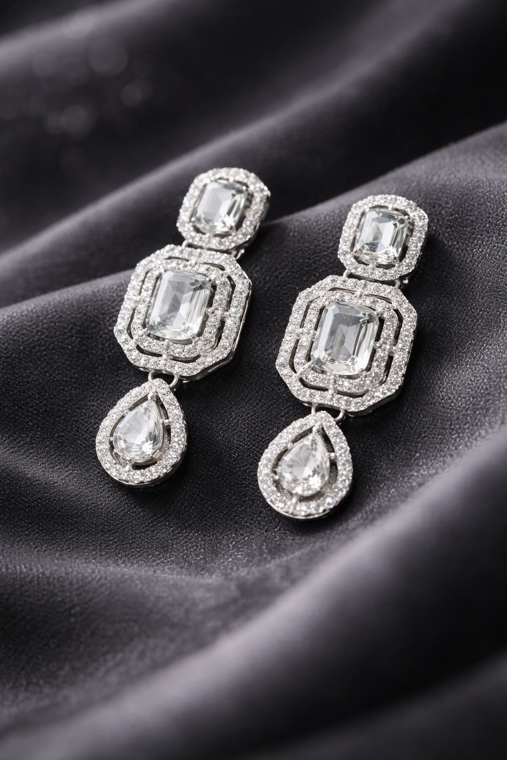 Silver Mirror Kundan Bridal Set (Necklace + Earrings + Maangtikka)
