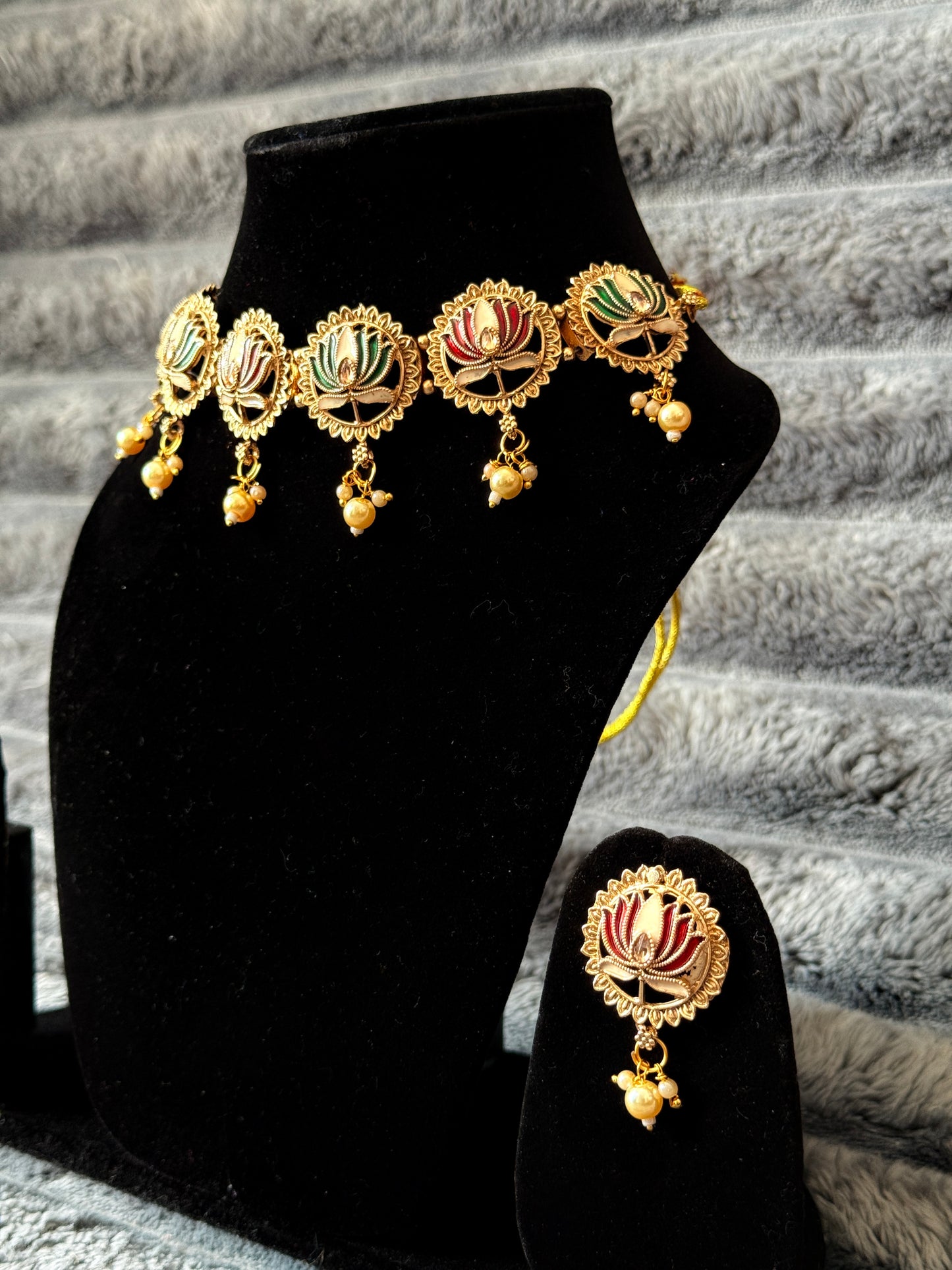 Royal Lotus Meenakari Choker Set – Premium Bridal & Festive Jewellery (With Earrings)